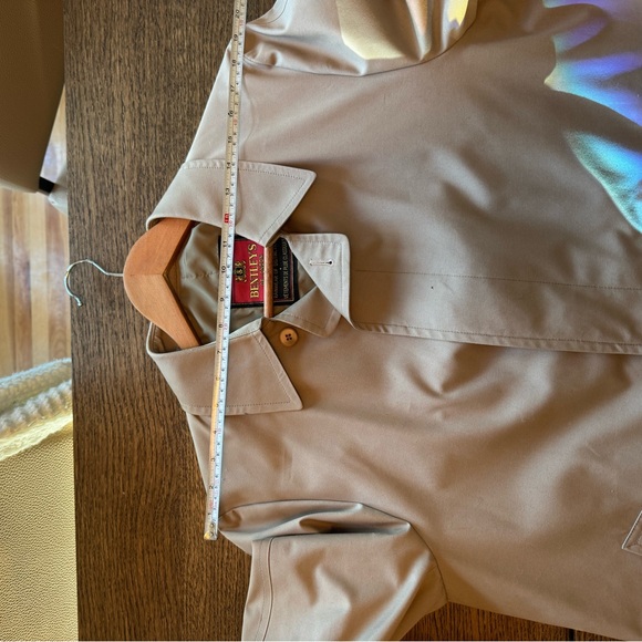 Trench coat - Picture 6 of 7